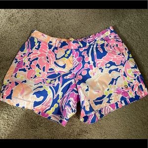 Lilly Pulitzer- elastic waist shorts